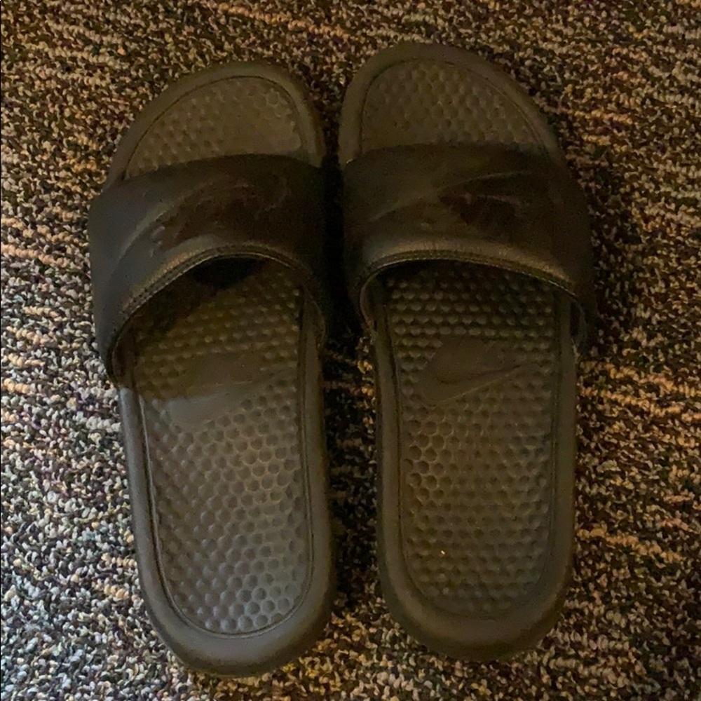 Nike slides